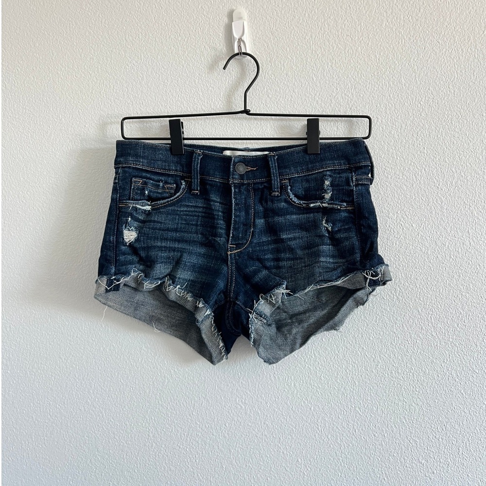 Abercrombie & Fitch Dark Wash Low Rise Denim Cut Off Distressed Raw Hem Short 4